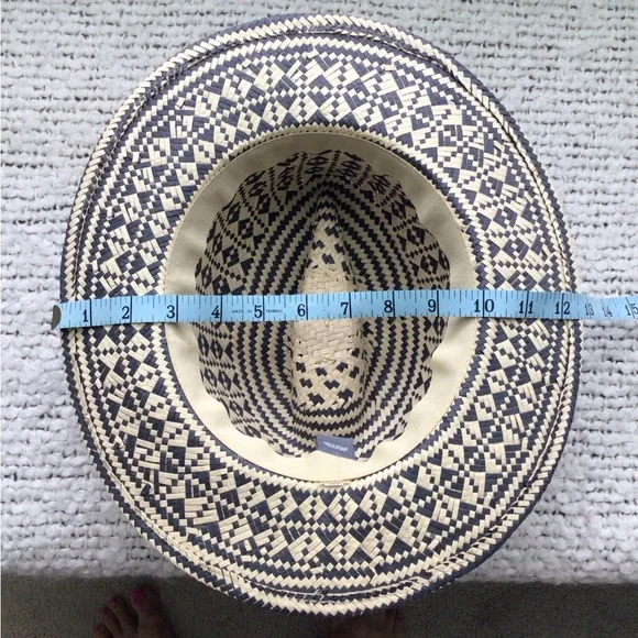 Hat - Picture 6 of 6